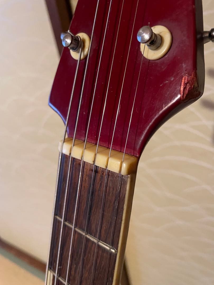 テスコ TG-64 レッド エレキギター 3ピックアップ