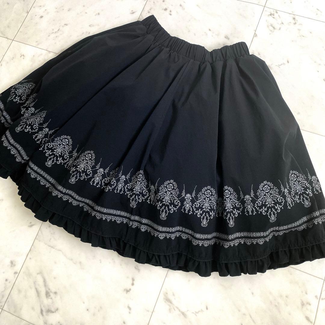 新品未使用OZZ ONESTEリバーシブルボリュームスカート　レース　フリル　黒