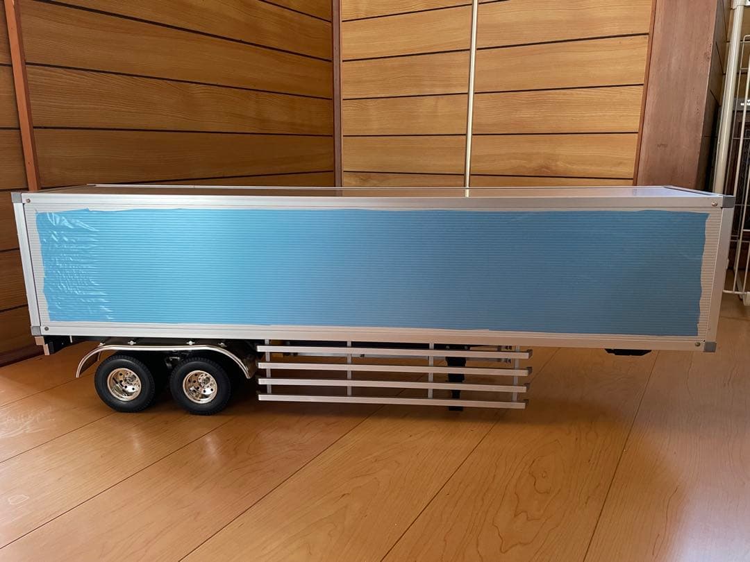 TAMIYA 1/14 セミトレーラー　アルミ製サイドバンパー付き