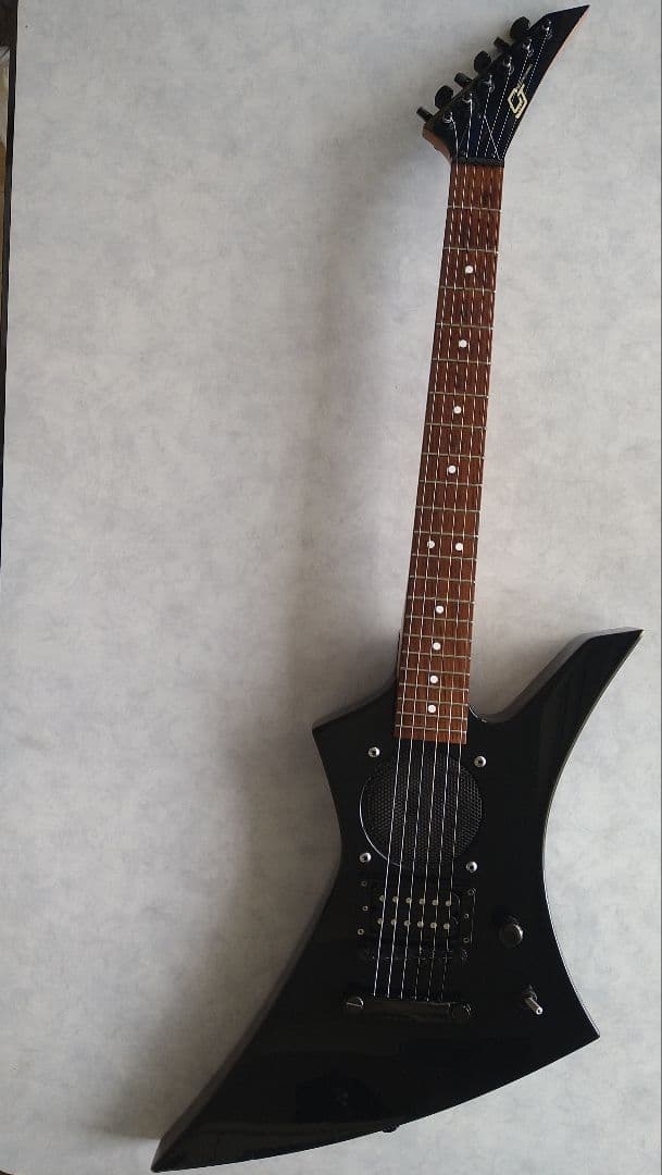 JACKSON/CHARVEL アンプ内蔵ギター