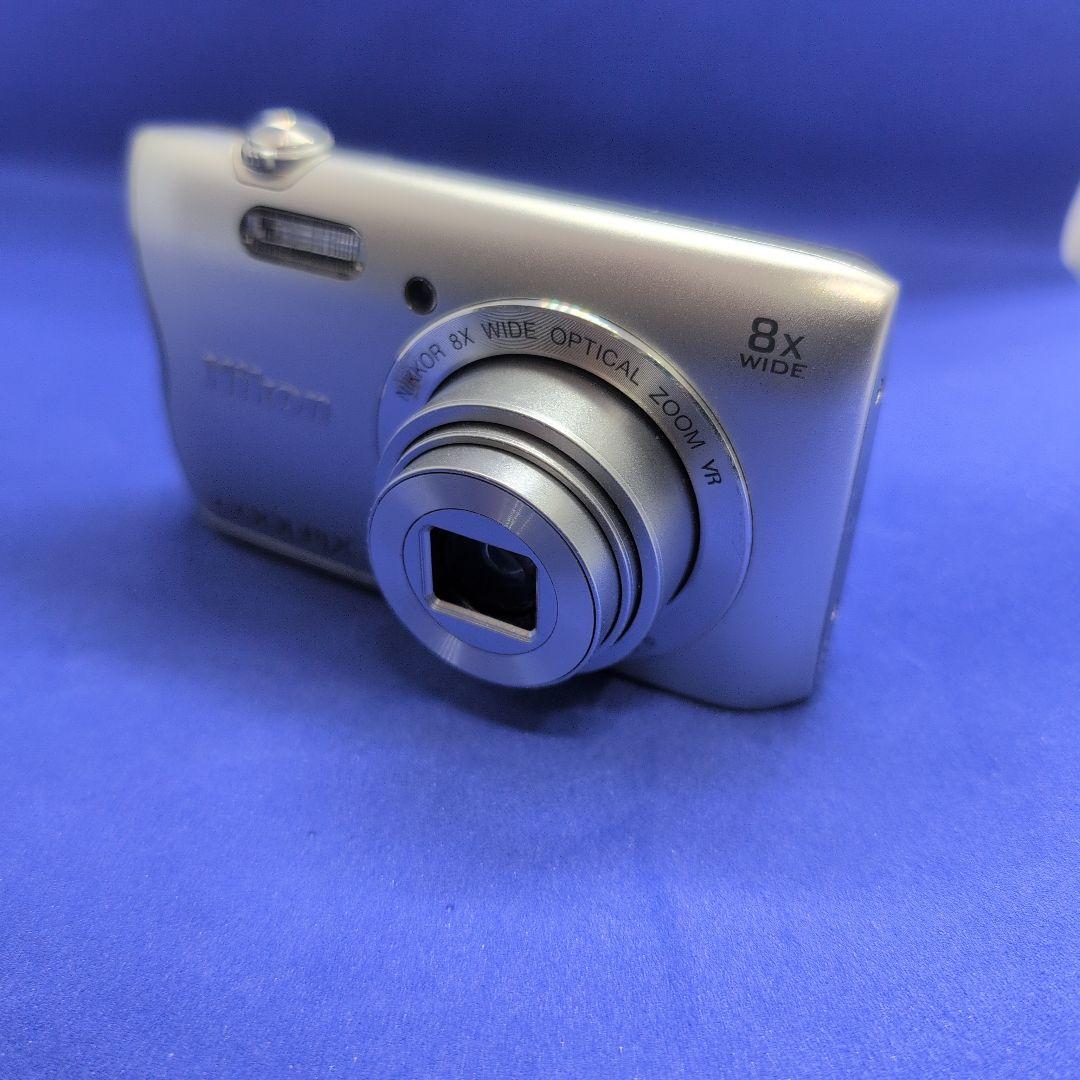 Nikon COOLPIX A300 シルバーコンパクトデジタルカメラジャンク品