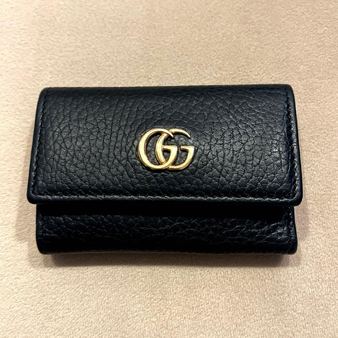 グッチ　GUCCI キーケース　レザー　黒　ブラック　中古