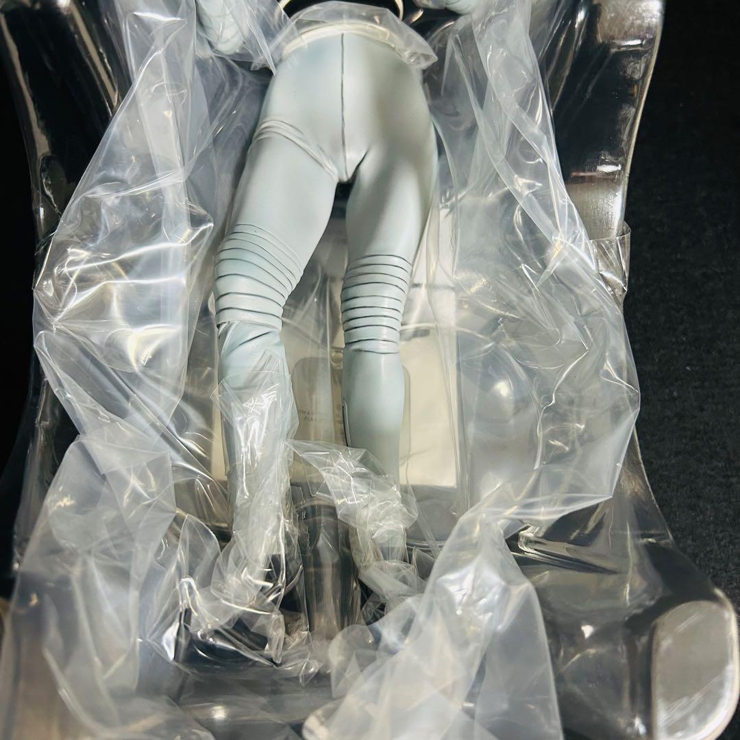 綾波レイ X星人 「ゴジラ対エヴァンゲリオン」 東宝30cm フィギュア