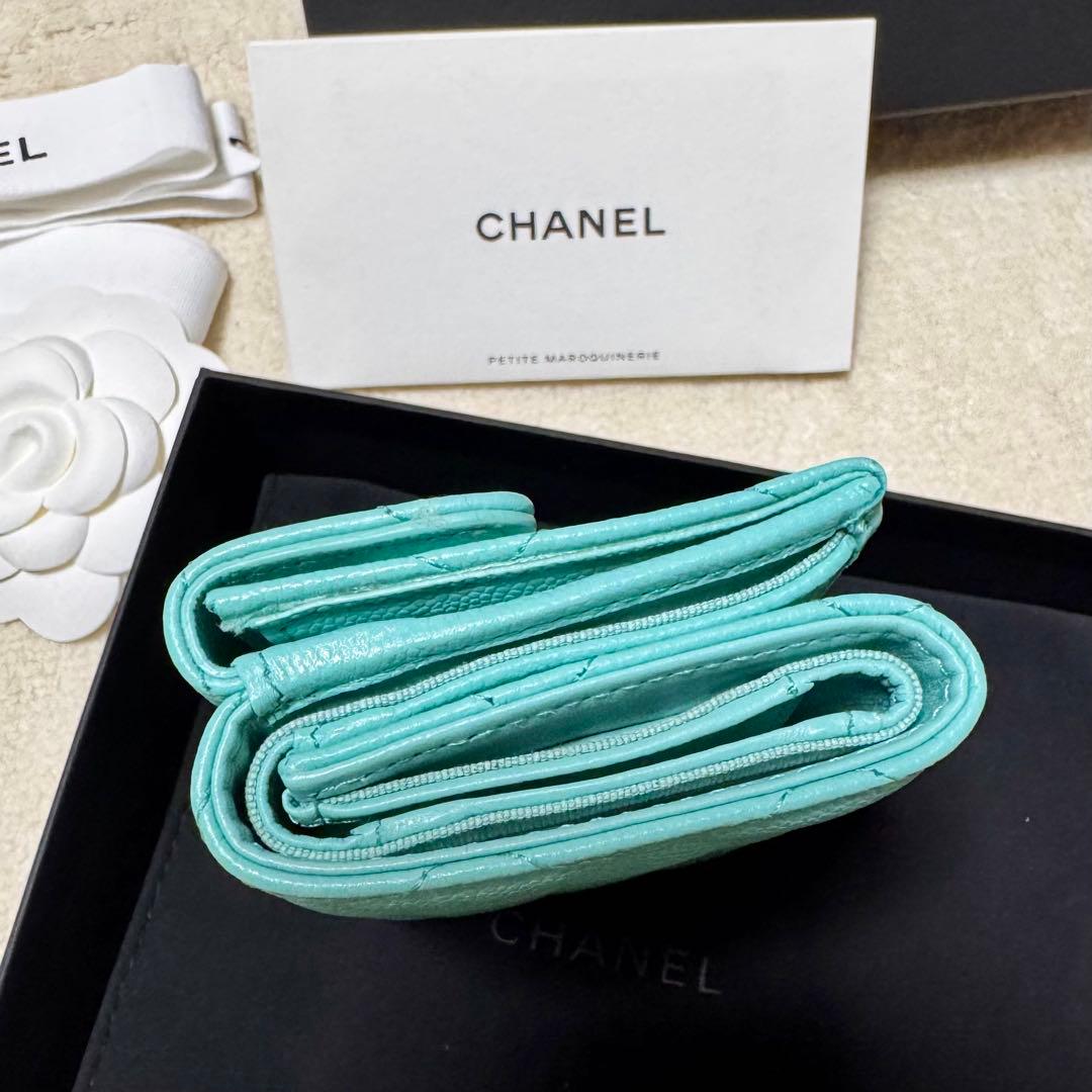 CHANEL シャネル 三つ折り ミニ財布 キャビアスキン ティファニー 水色
