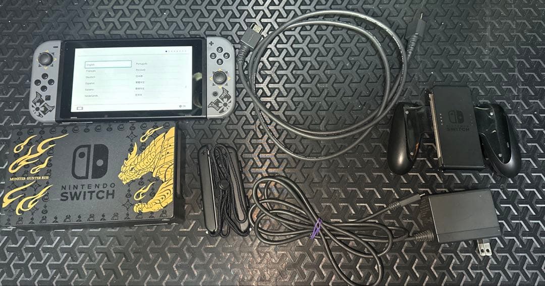 Nintendo Switch 本体　モンハンライズモデル