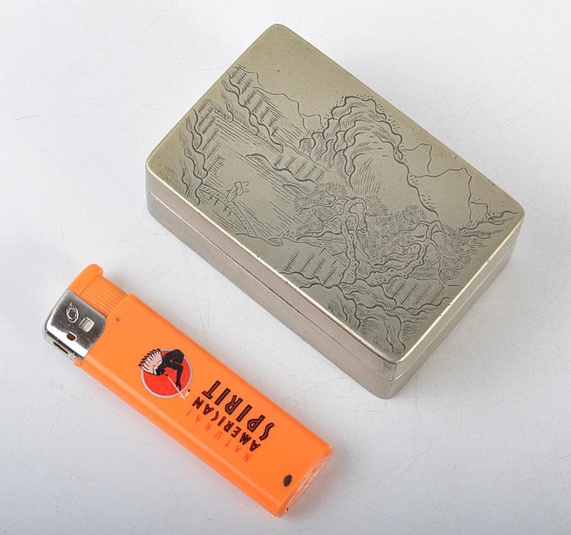 中国美術　古銅　山水人物刻　墨箱　松鶴銘 C R4316