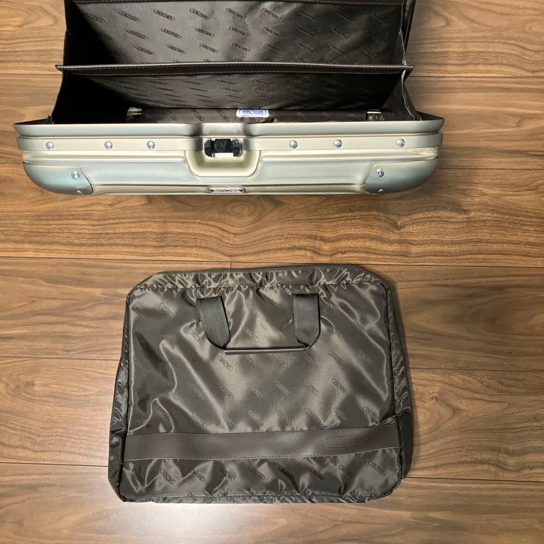 リモワ トパーズ RIMOWA TOPAS TITANIUM 新品、未使用