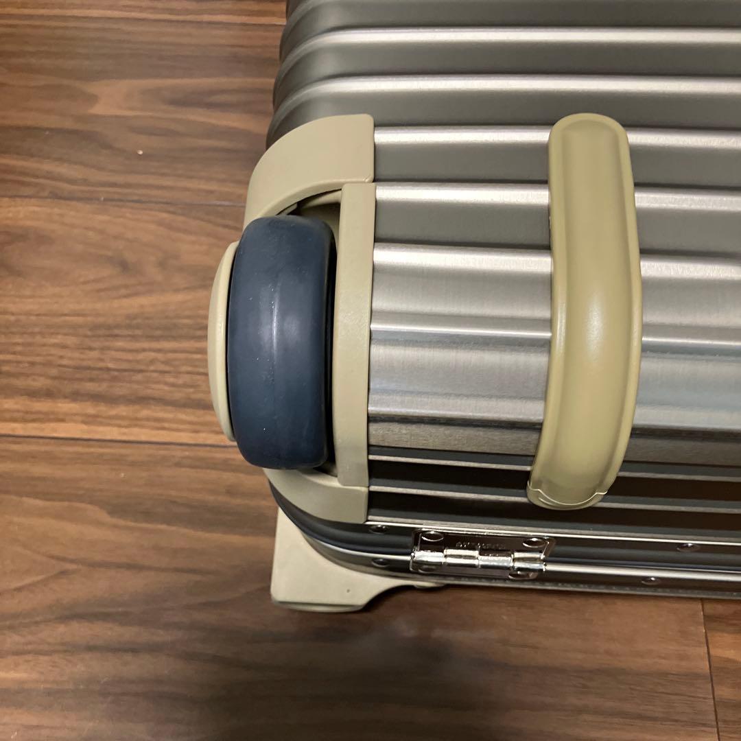 リモワ トパーズ RIMOWA TOPAS TITANIUM 新品、未使用