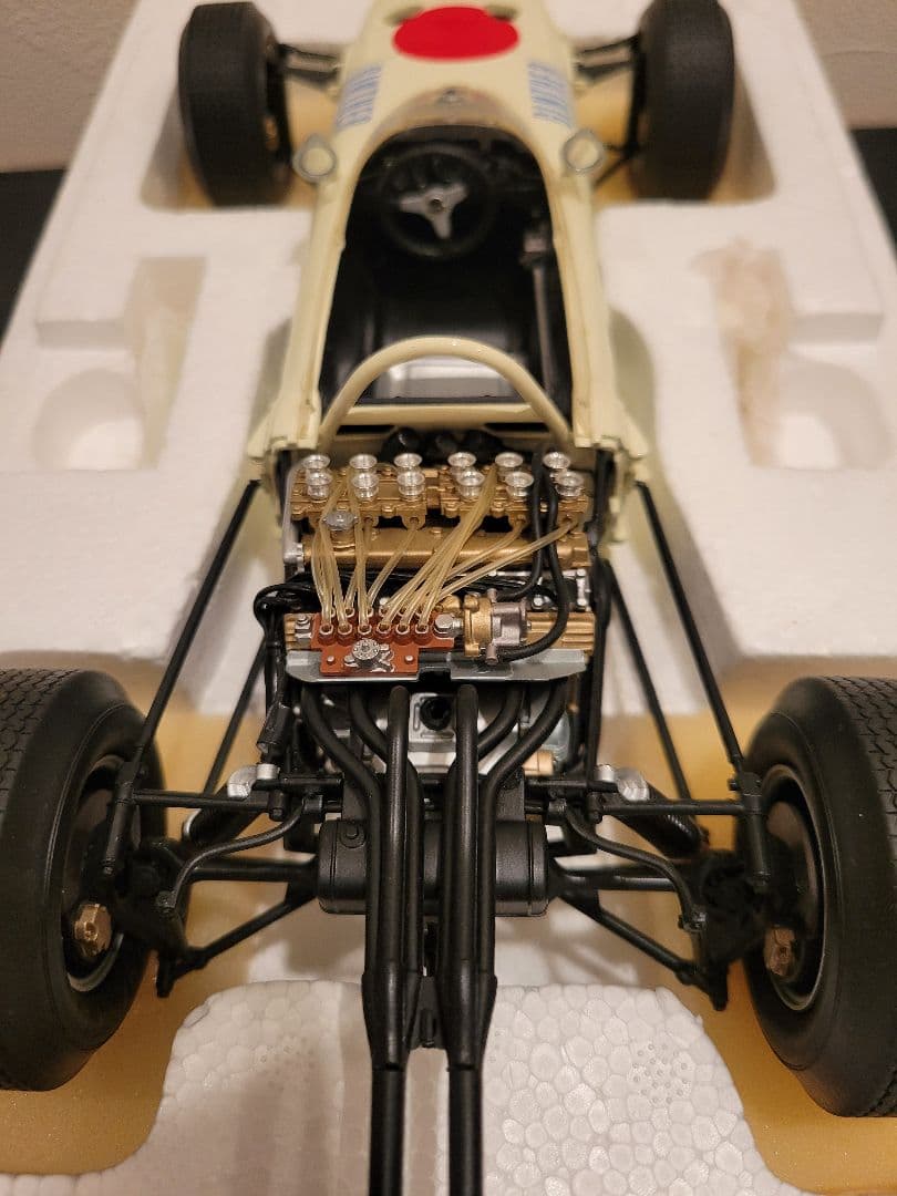 タミヤ Honda RA272 1/12スケール　タミヤ模型　f1 ミニカー