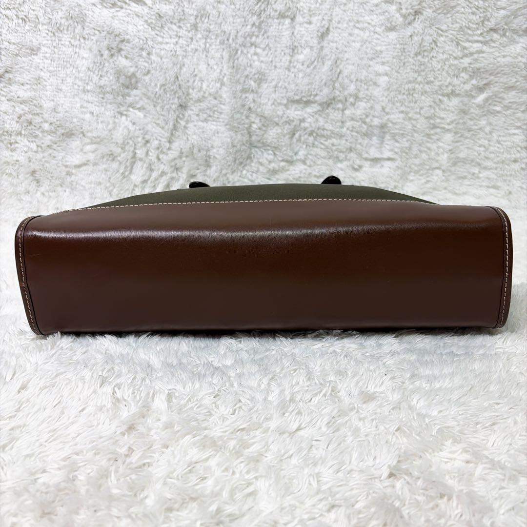 ハンティングワールド ビジネスバッグ トートバッグ　大容量 3層 A4 PC