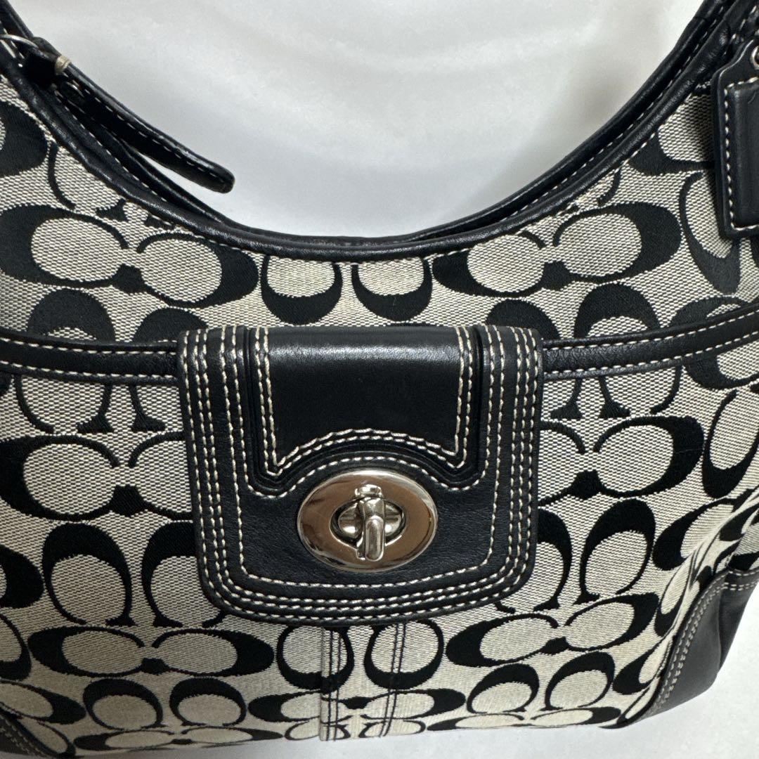【美品】COACH シグネチャー ターンロック ホーボー ワンショルダーバッグ