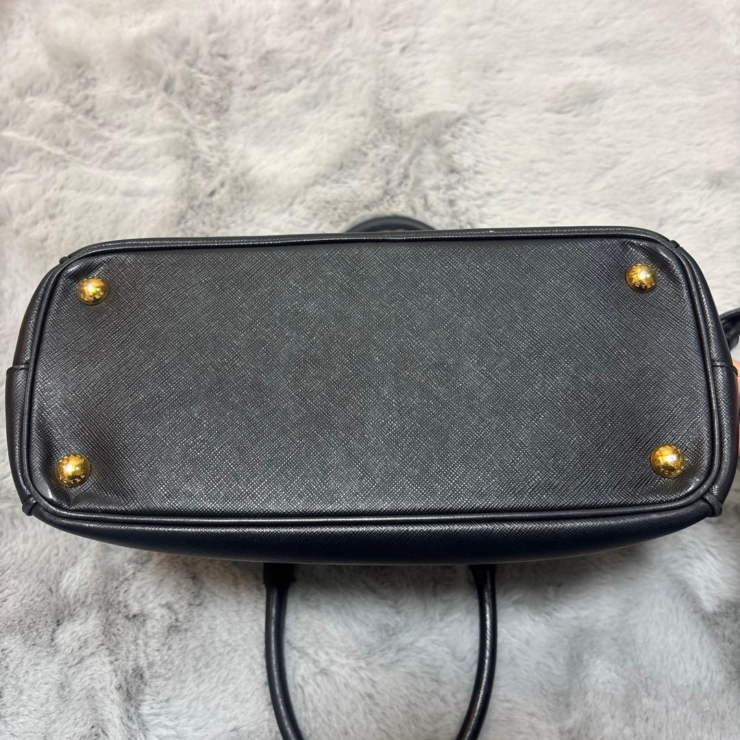 PRADA ガレリア　サフィアーノ　ブラック