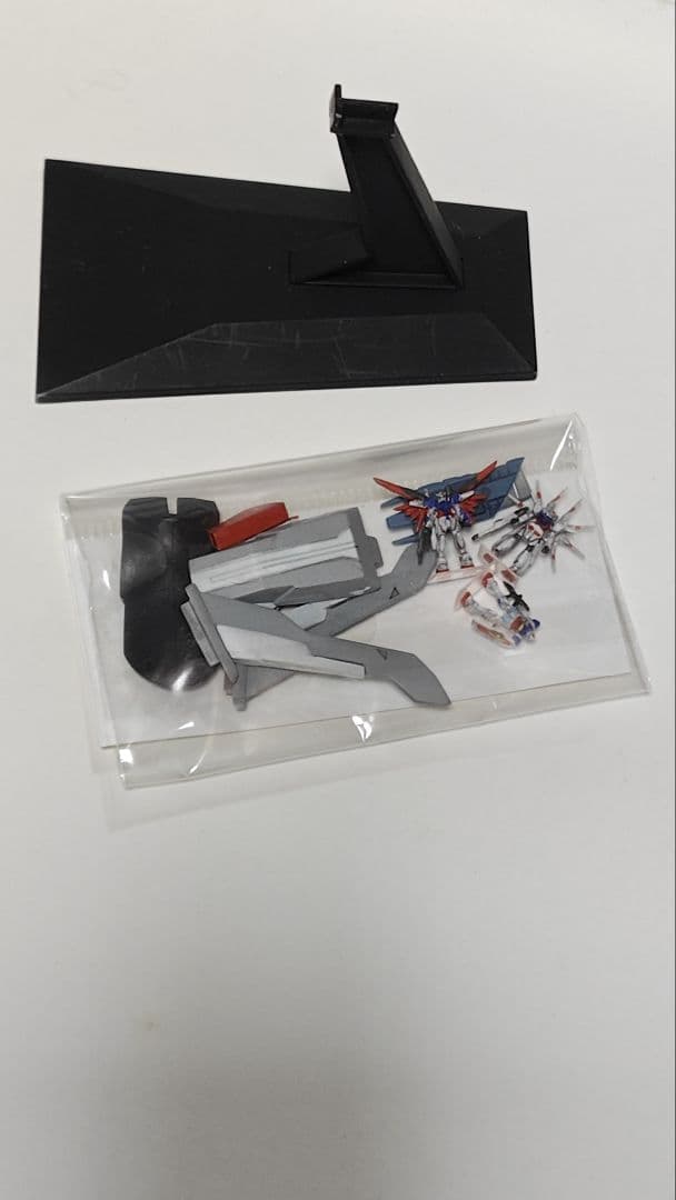 ガンダムSEED　ディスティニー　EXモデル　ミネルバ　全塗装完成品