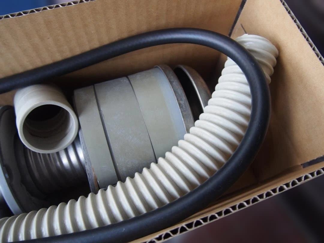 中古　コロナ　FFストーブ　FF-4213GS 2013年　石油ストーブ