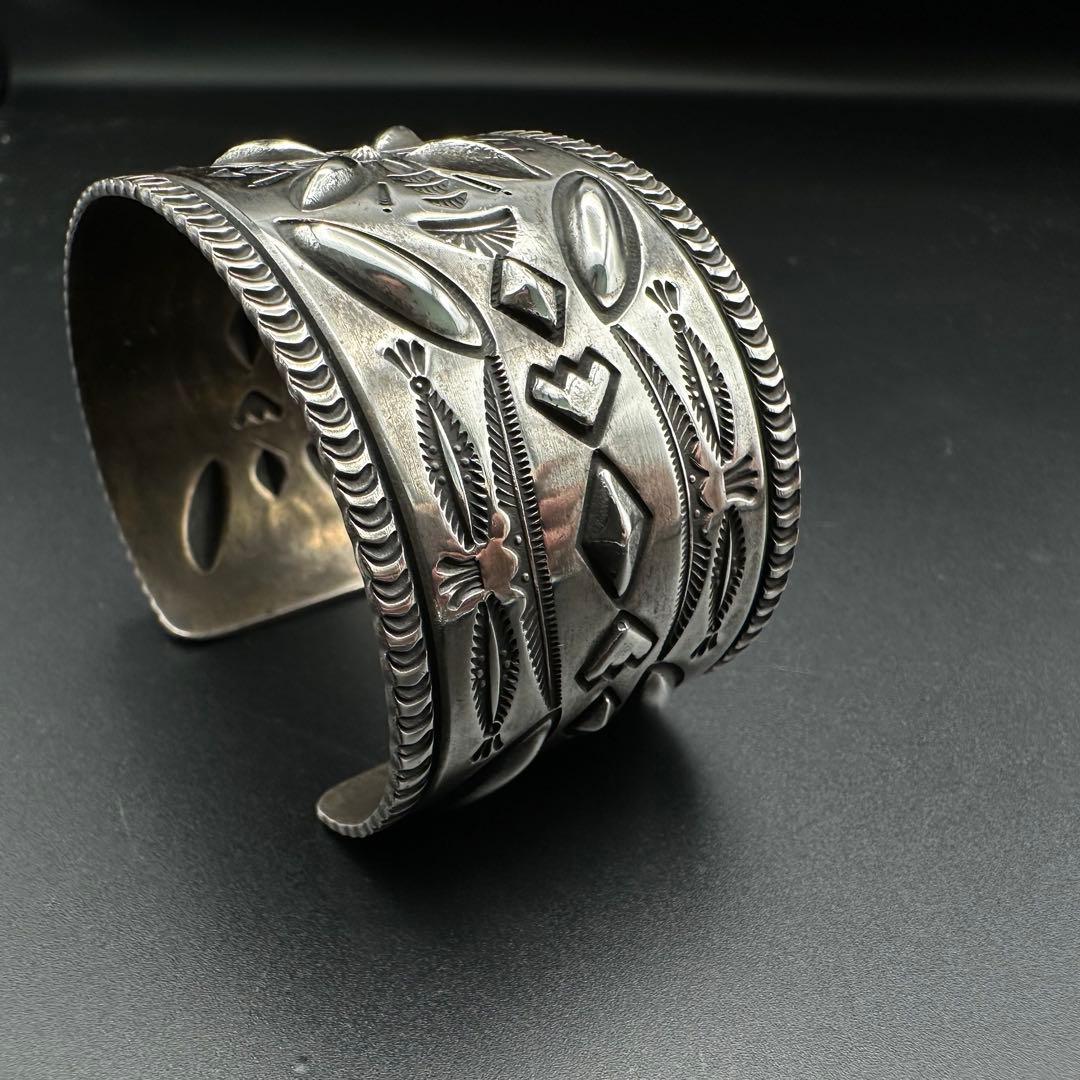 Navajo STANLEY PARKER スタンプワーク バングル