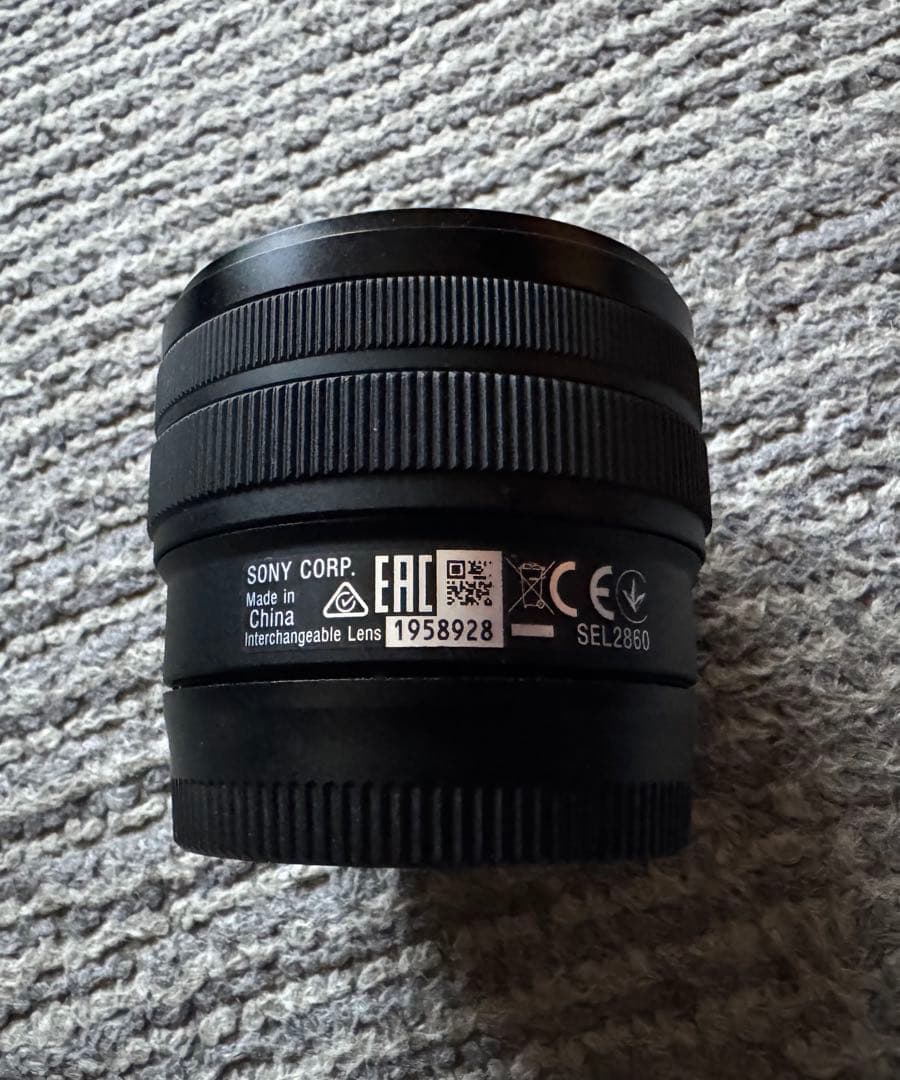 Sony FE 28-60mm F4-5.6標準ズームレンズ