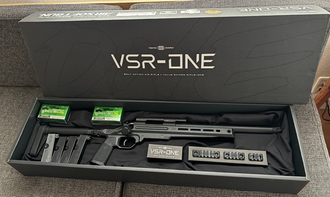 東京マルイ VSR-ONE エアソフトガン マガジン4本 0.28gBB弾付