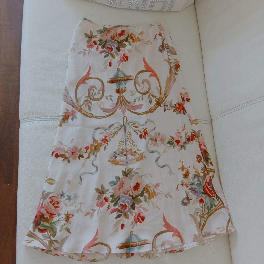 クリスチャンディオール　dior フラワー　　シルク　くるみボタン　スカート