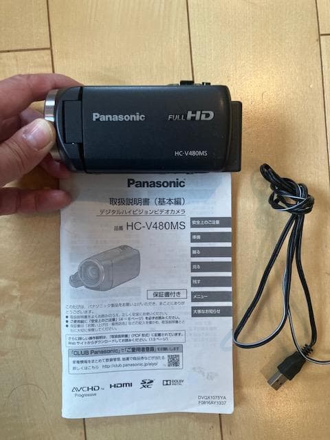 動画はビデオカメラで！美品★　パナソニック　ハンディハイビジョン