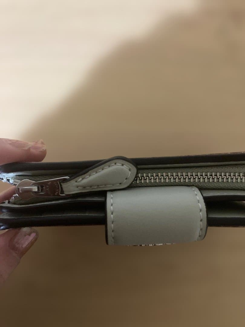 正規品COACH 二つ折り財布 未使用❣️本日削除‼️