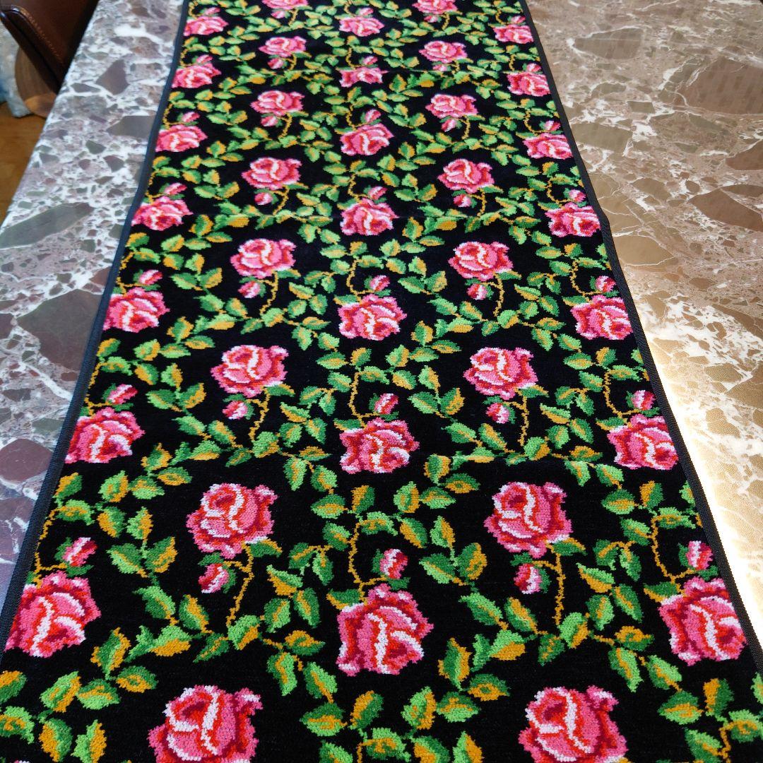 特注サイズ／Hotman／ホットマン　バラ柄バスタオル／黒地／ピンクの花