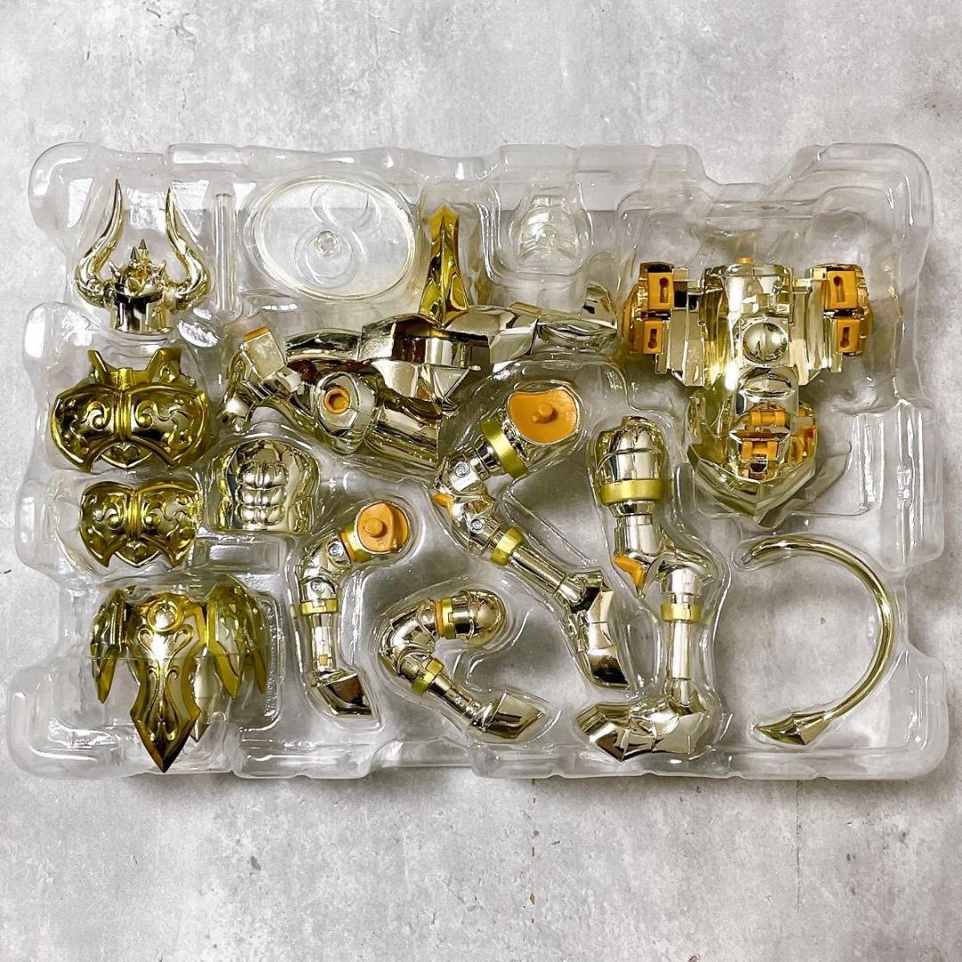 聖闘士聖衣神話EX タウラスアルデバラン (神聖衣) 初回特典付き フィギュア