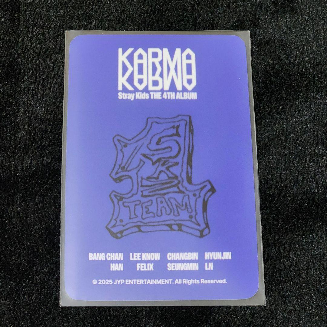 stray kids スキズ チャンビン KARMA ユニフォーム トレカ付