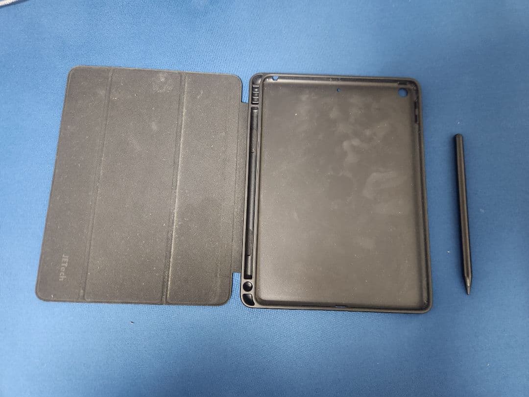 【最終値下】iPad Pro 9.7 256GB シルバー ペン キーボード