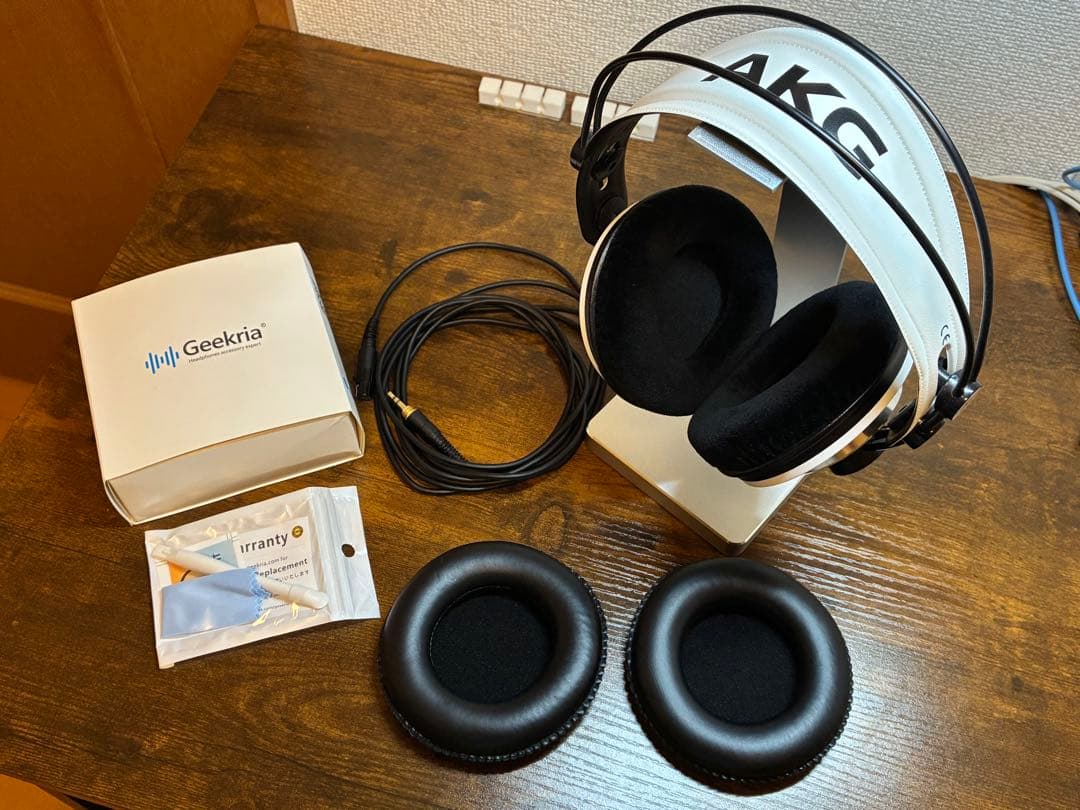 AKG M220 PRO ヘッドホン（K240studioと同等スペック）