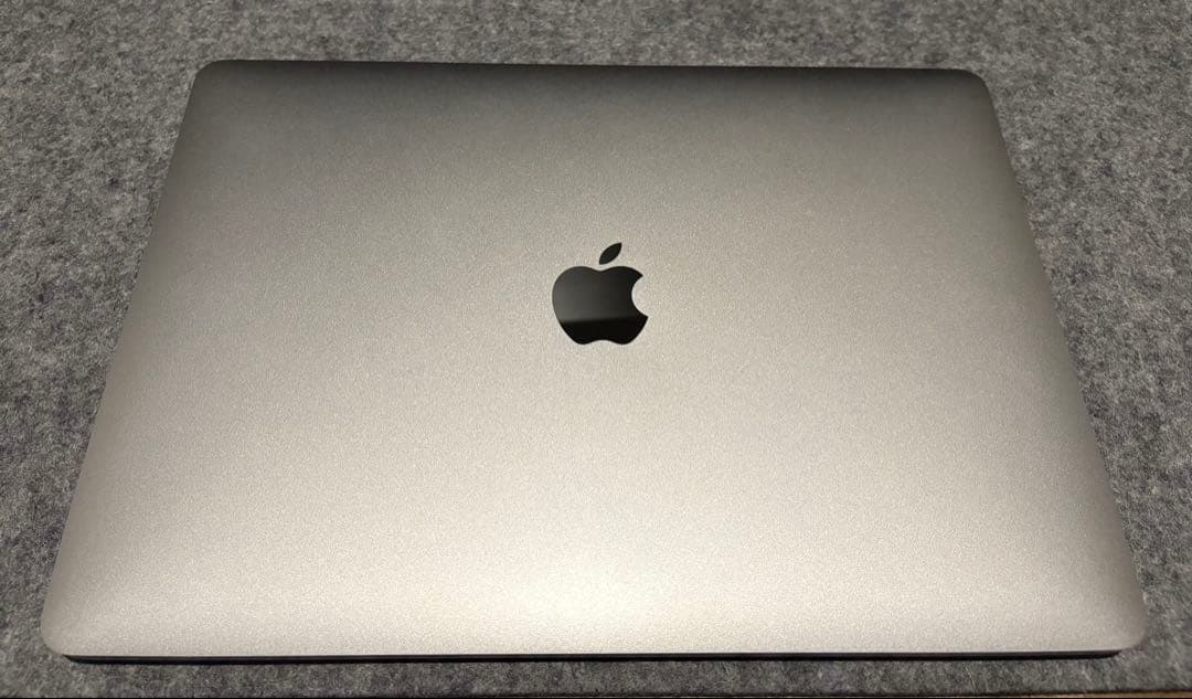 MacBook Pro 13インチ 2017 i5 8GB 256GB