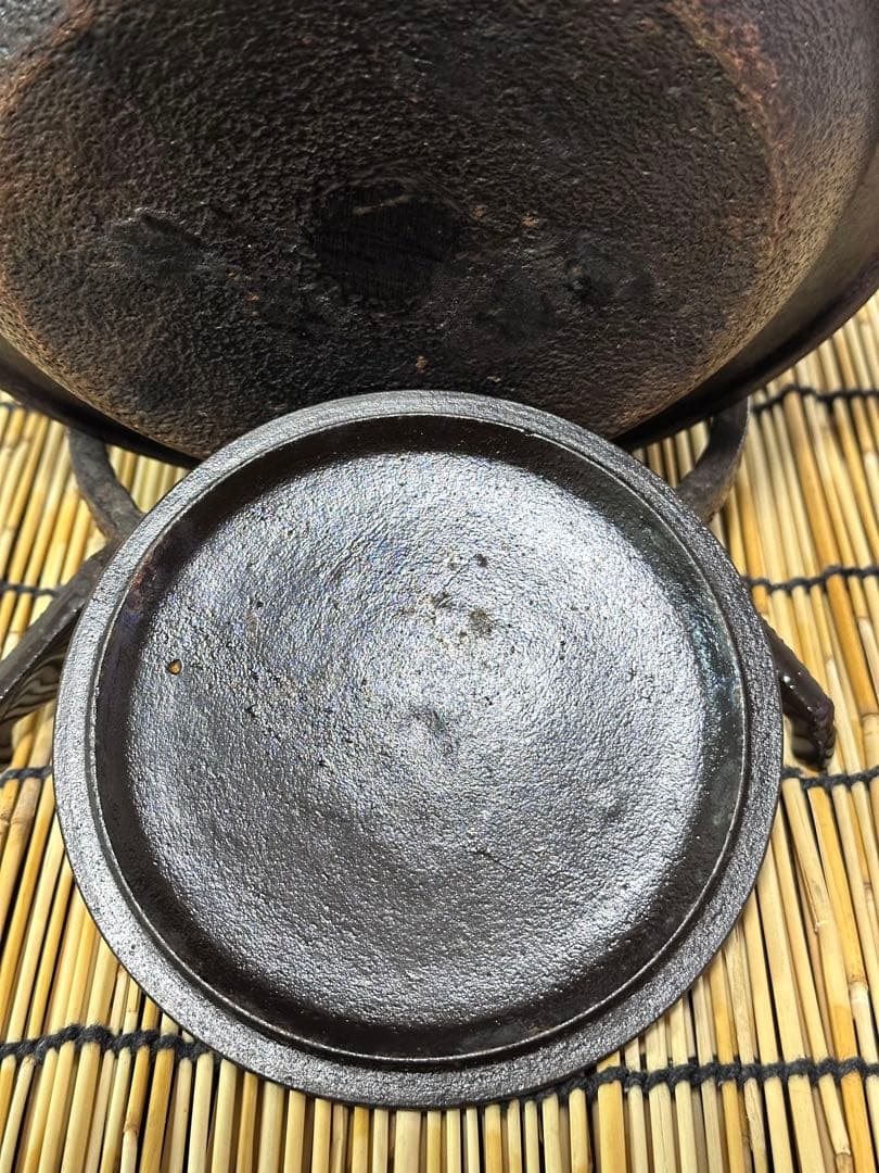 未使用、保管品　南部三厳堂１８型九重亀甲　南部鉄瓶　nasco様　売約済み