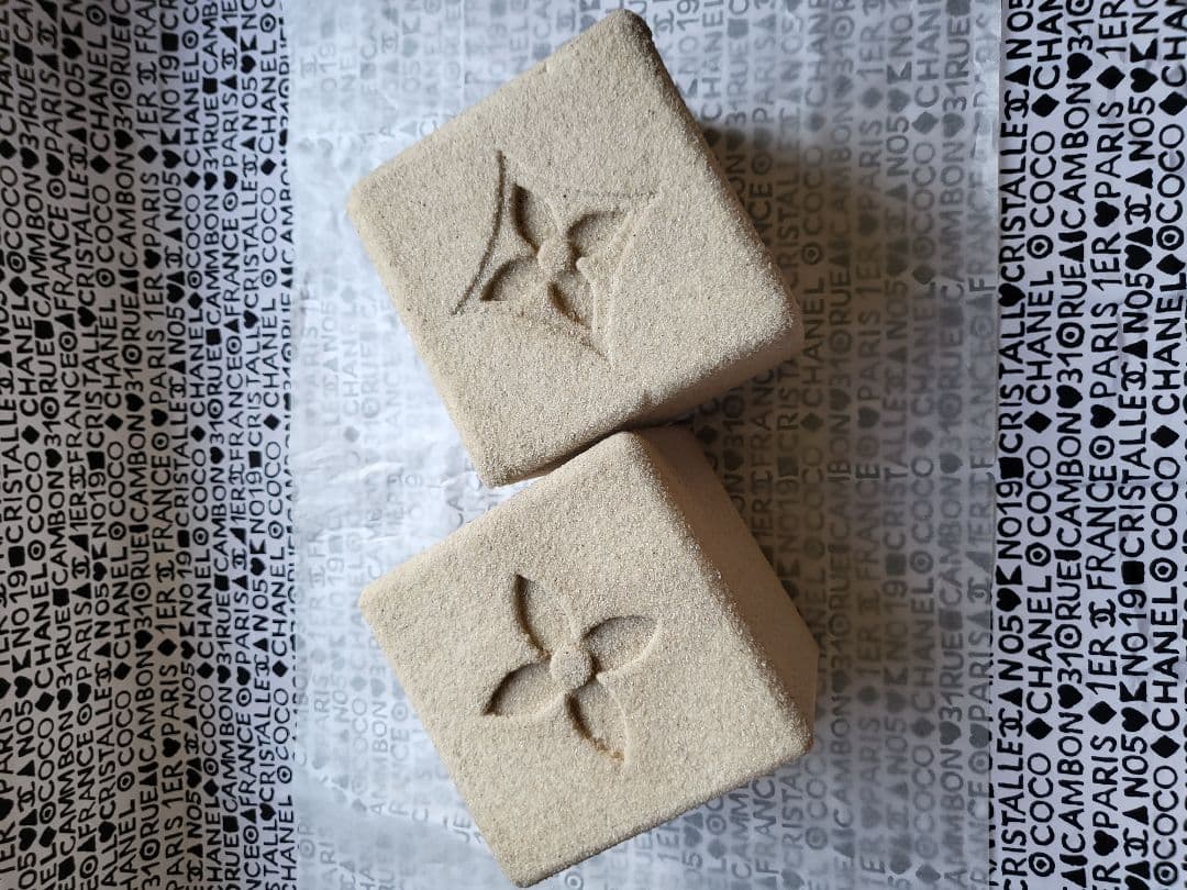 ルイヴィトン店舗ディスプレイ品