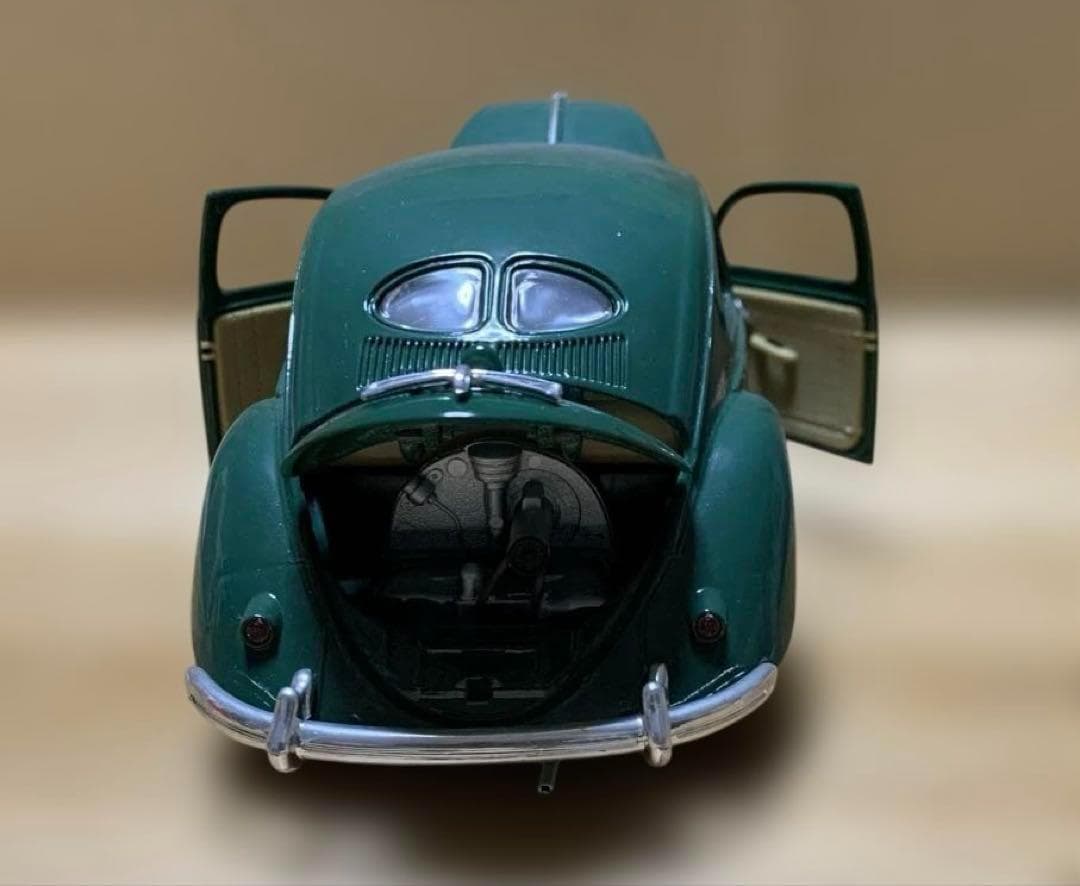 ミニカー　1/18　VW　フォルクスワーゲン　ビートル　1951　グリーン