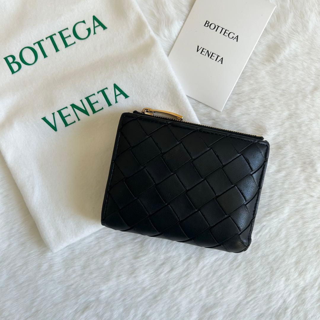 美品✨　BOTTEGAVENETA ボッテガヴェネタ イントレ 財布　黒