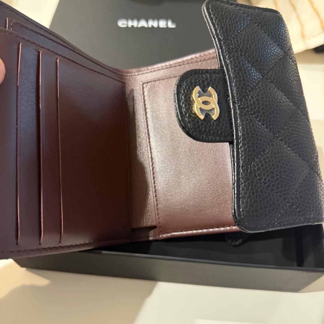シャネル 財布 クラシックスモールフラップウォレット マトラッセ キャビアスキン