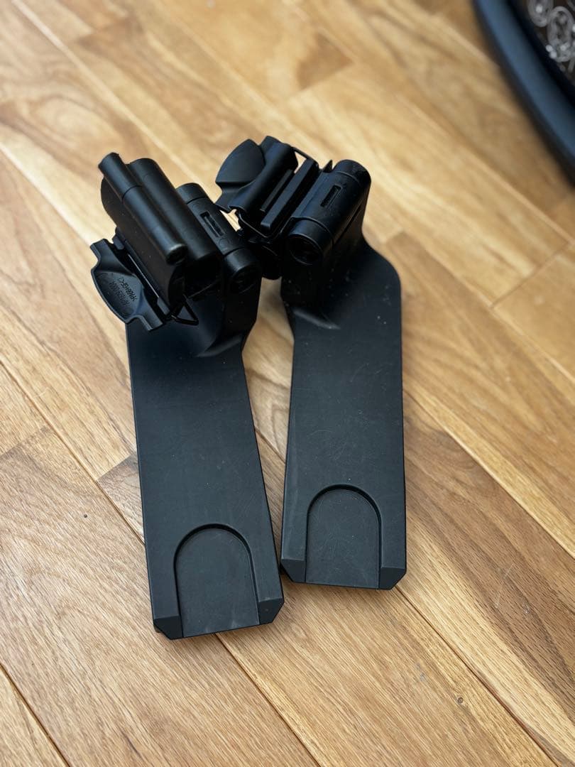 【値下げ】サイベックスベビーシート3点セット( ISOFIXベース・アダプター)