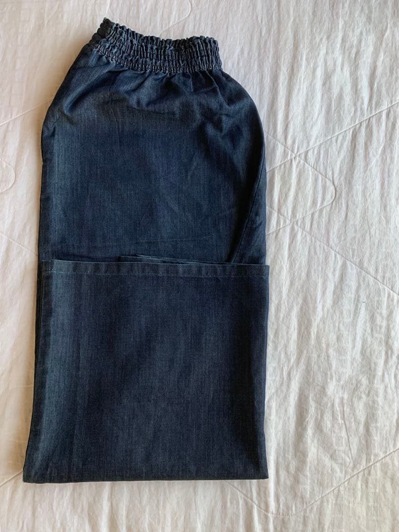 【未着美品】BEARDSLEYパンツ