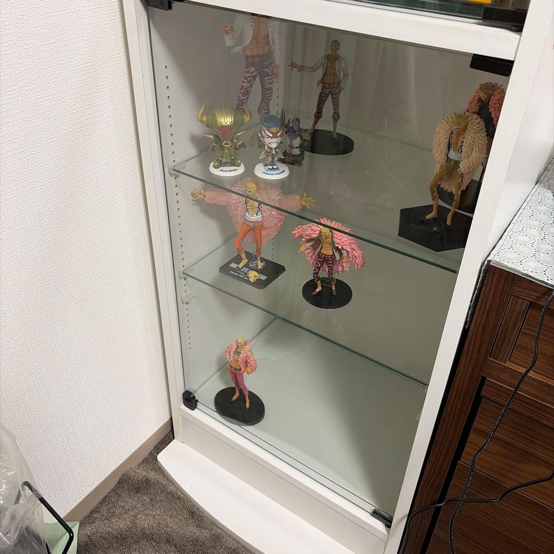 K*Y様 JAJAN ホワイト　ガラス　ディスプレイケース　フィギュアラック