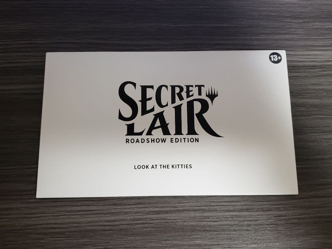 マジック：ザ・ギャザリング MTG Secret Lair - LOOK AT THE KITTIES