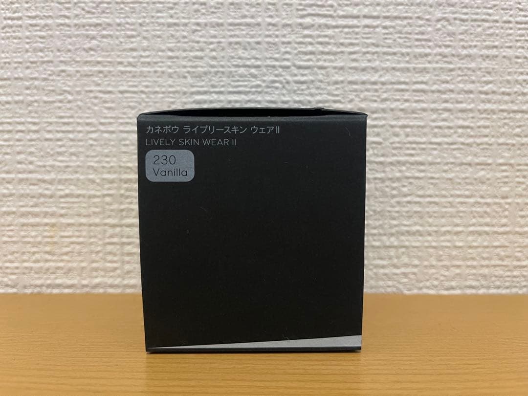 【未使用】カネボウ ライヴリー スキン ウェア II 230 Vanilla