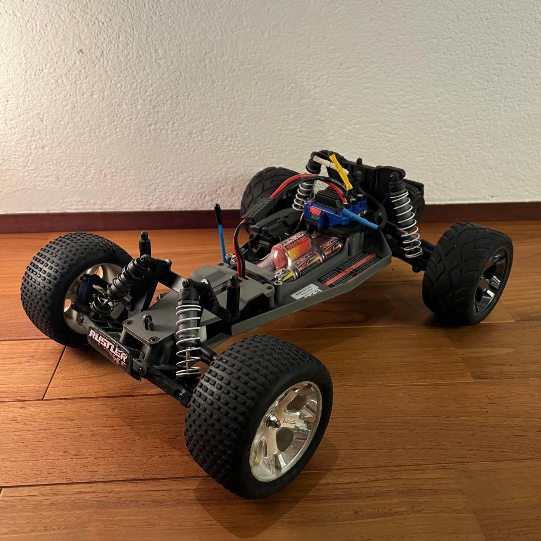 Traxxas RUSTLER VXL RCカー 部品多数