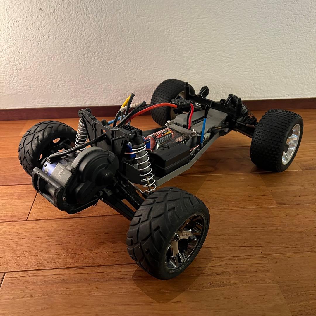 Traxxas RUSTLER VXL RCカー 部品多数
