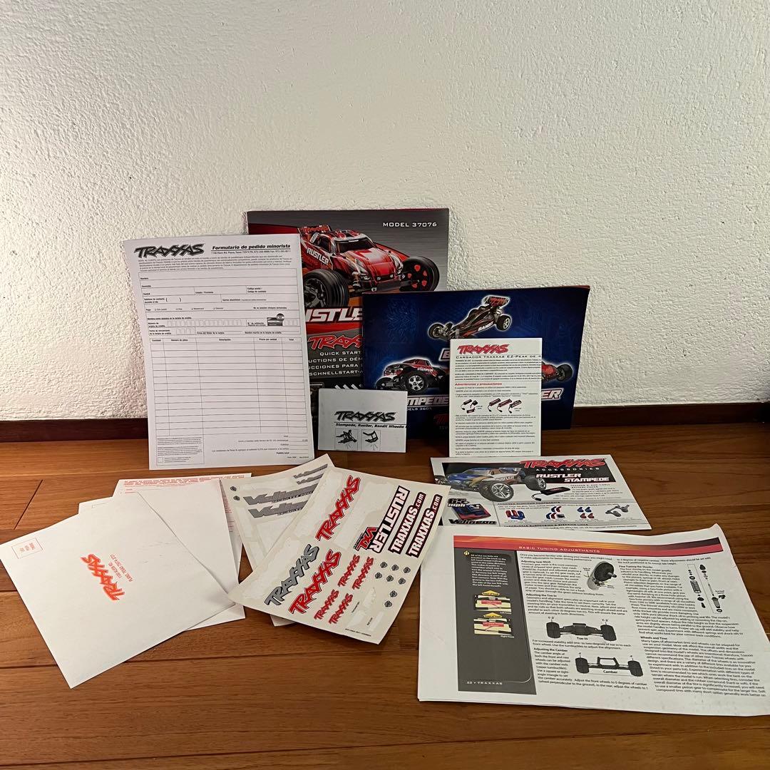 Traxxas RUSTLER VXL RCカー 部品多数