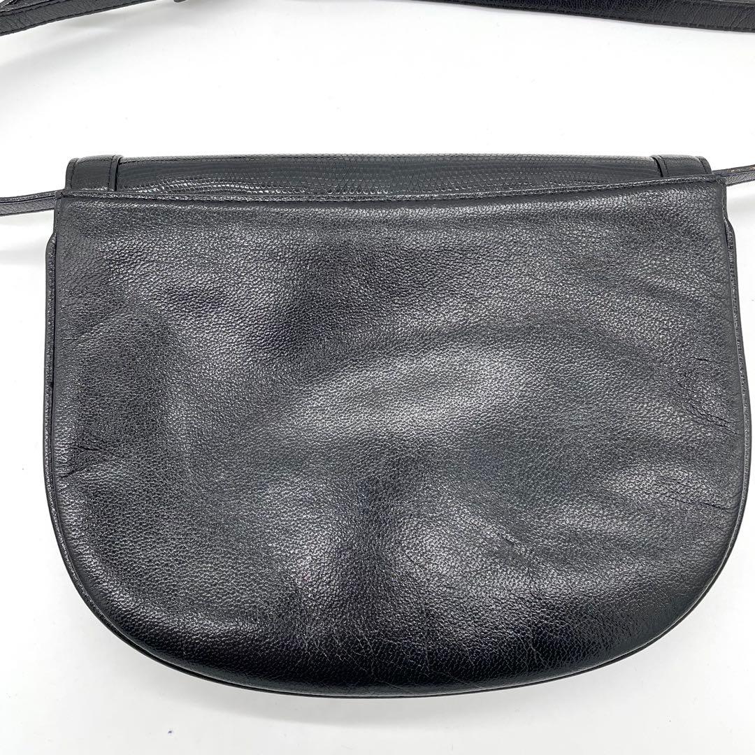 【極美品】イヴサンローラン　ショルダーバッグ　カサンドラロゴ　リザード　黒