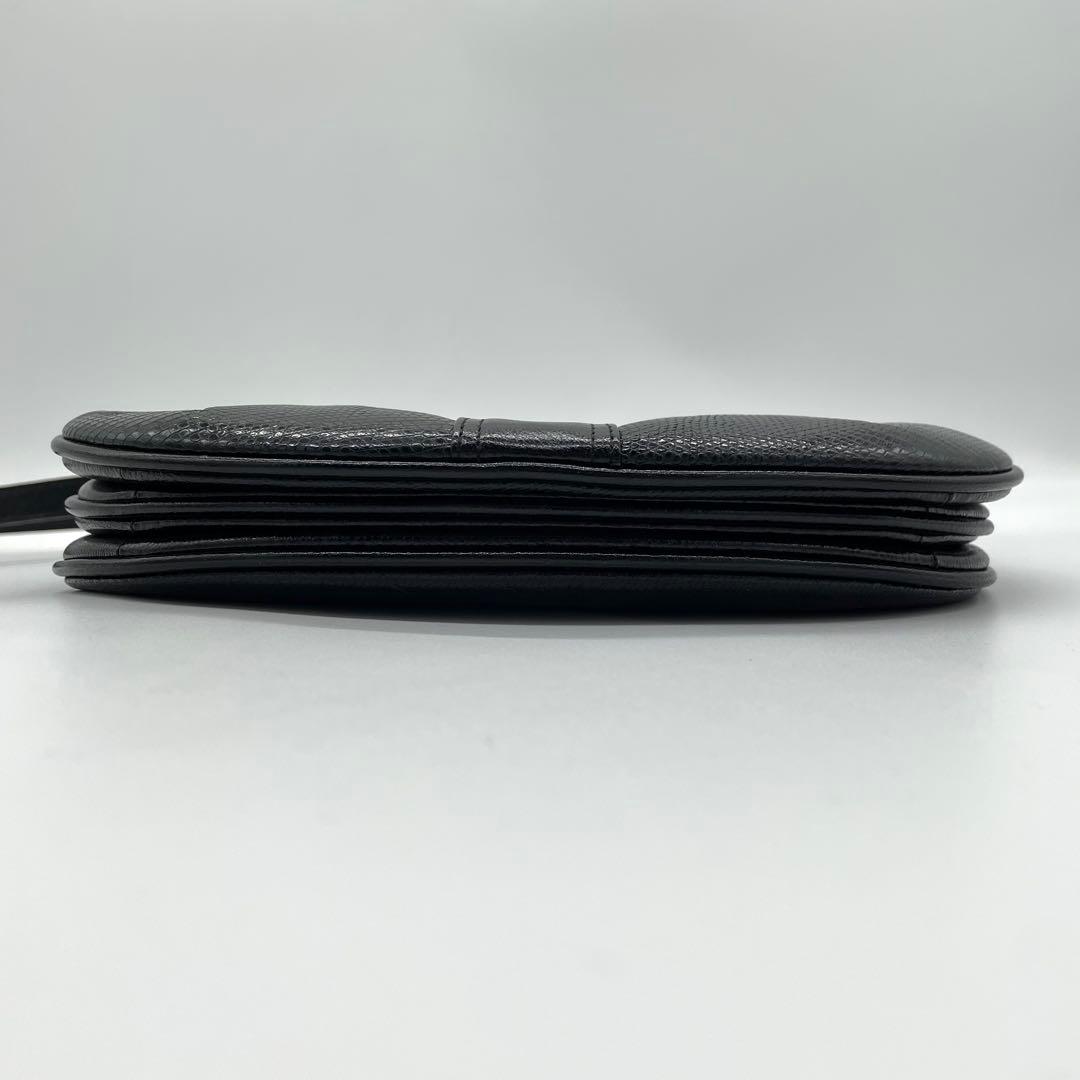 【極美品】イヴサンローラン　ショルダーバッグ　カサンドラロゴ　リザード　黒