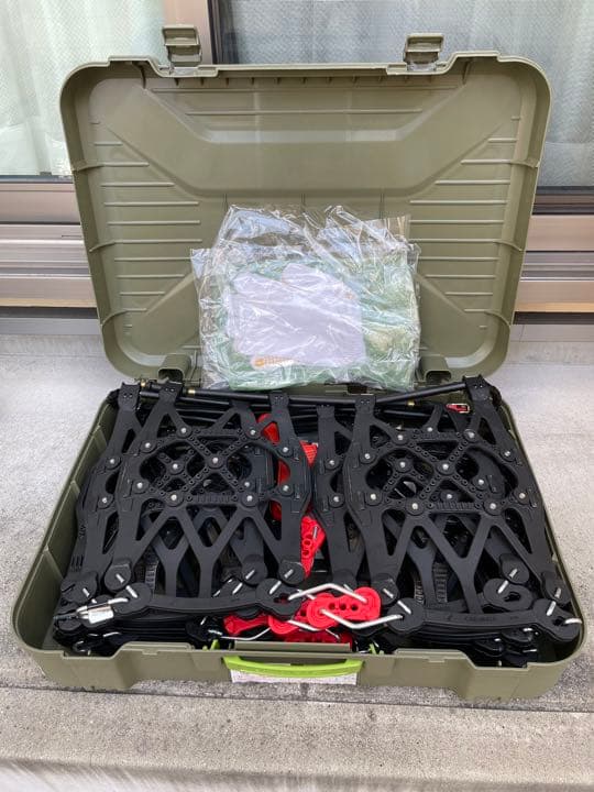 【新品同様　定価4割引】タイヤチェーン バイアスロン クイックイージー QE7