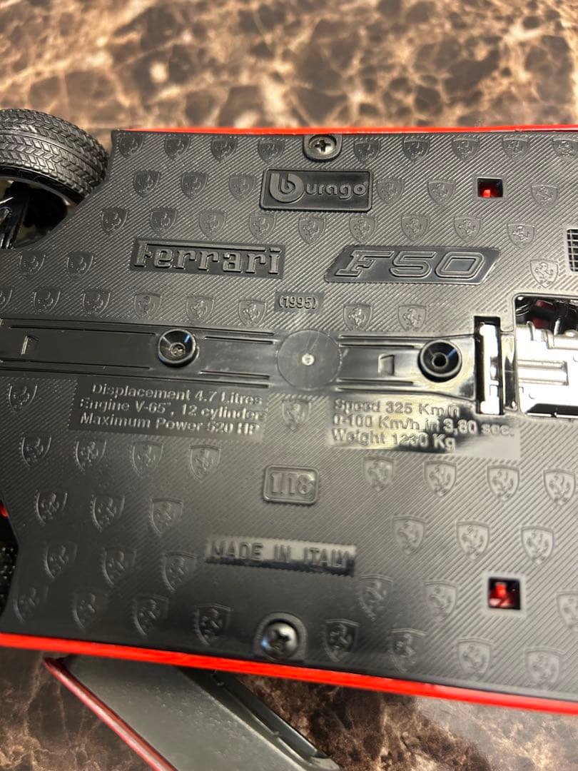 Ferrari F50 ダイキャストモデル 1/18 赤