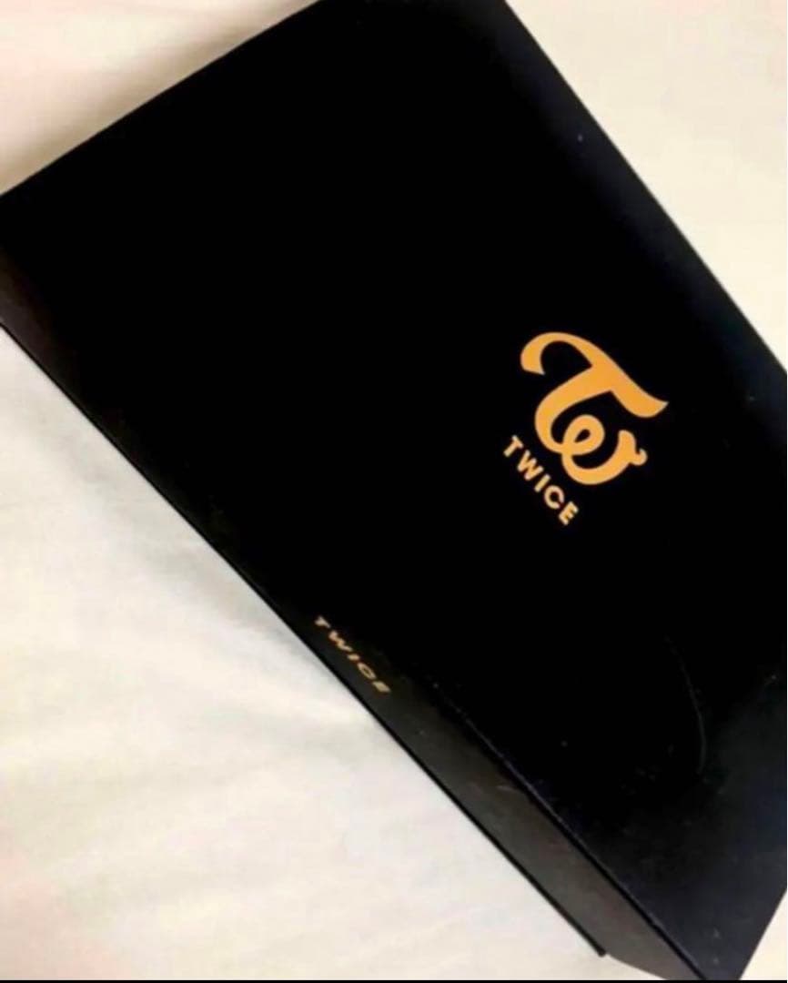 【入手困難】公式 TWICE バッチセット　コンプリート
