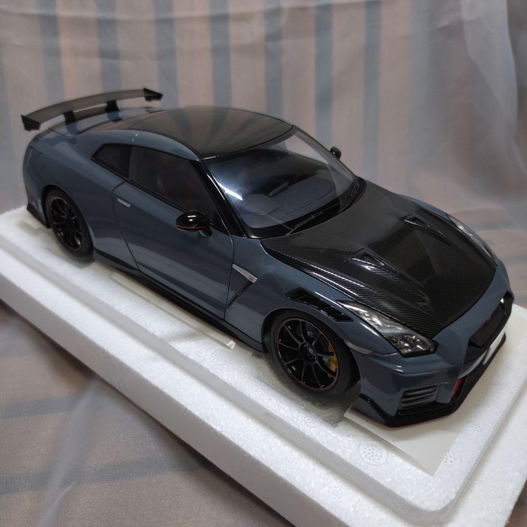 モデルカー1/18「日産 GT-R (R35) ニスモ スペシャルエディション」