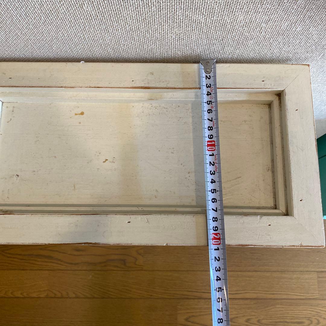 ④ アンティーク棚　子供部屋